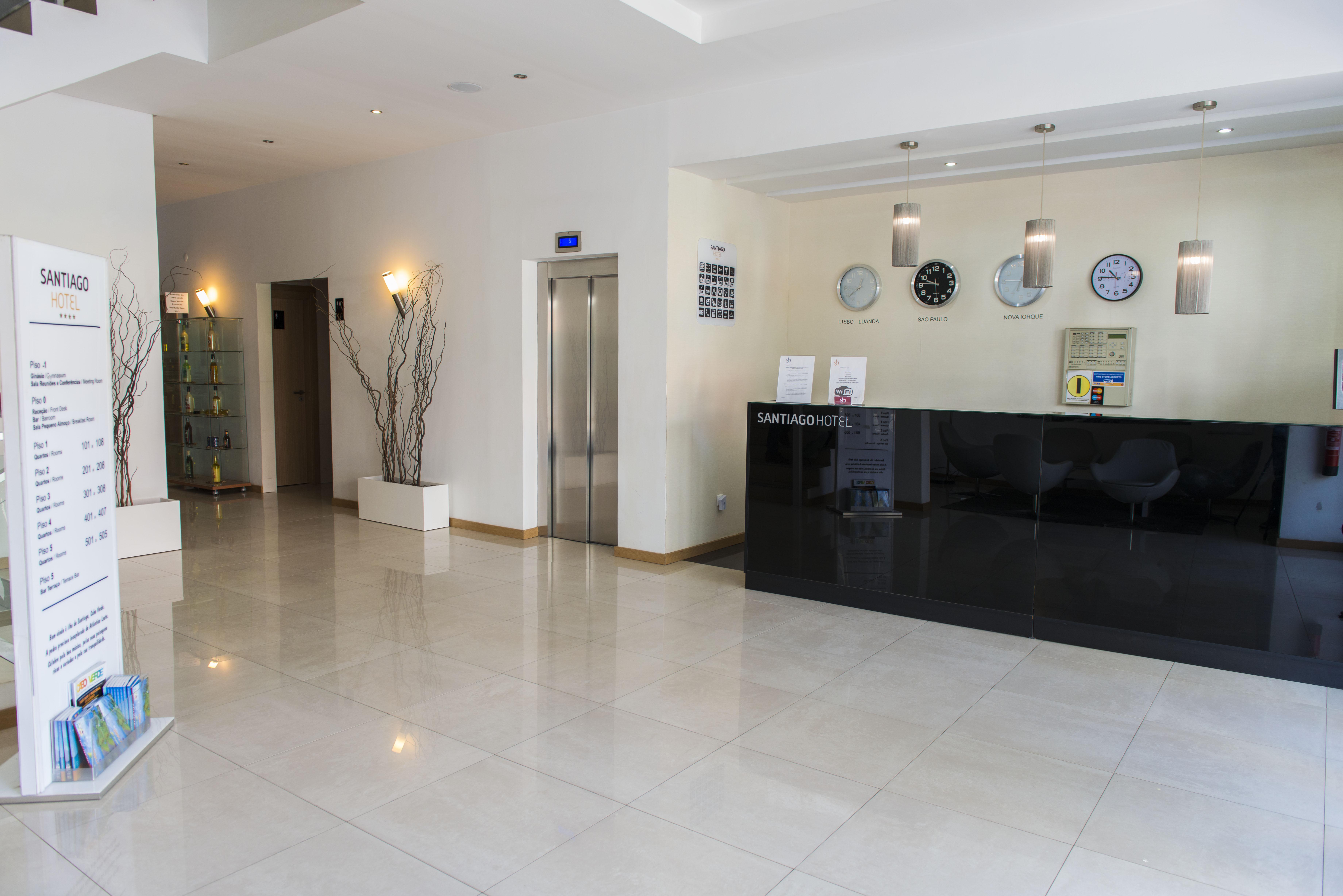 Hotel Santiago Praia Buitenkant foto
